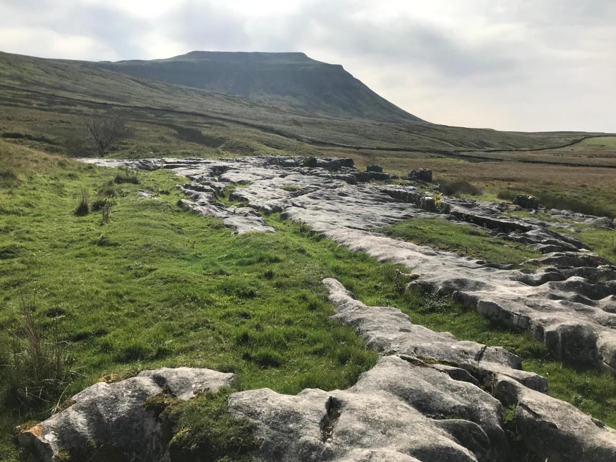 Old School House - Yorkshire Three Peaks Challenge Weathercote Exterior foto